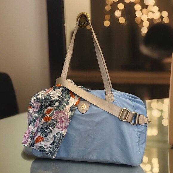 Anna Klein Travel Bag – Expandable, Lightweight Durable Waterproof Blue Carry On - Picture 2 of 6